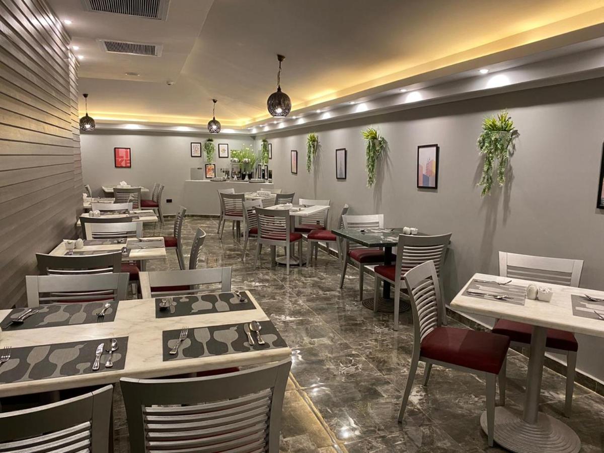 Golden Carven Hotel Cairo Exterior foto